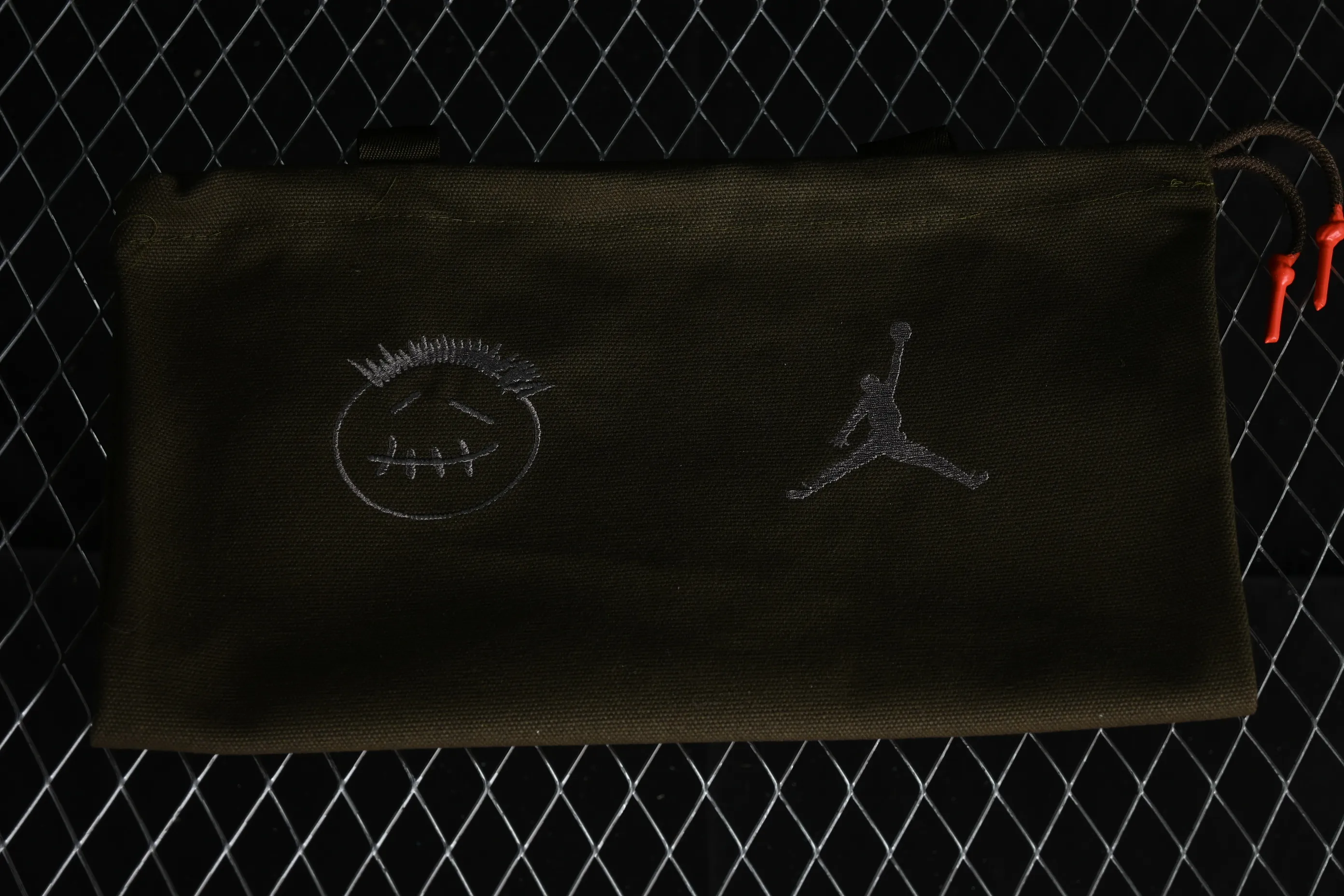 All categories Air Jordan Jordan series basketball shoes Air Jordan 1 Low F version Travis Scott x Jordan Cut The Check AJ1 Joe 1 hook and loop fashion basketball shoes FZ8117-200